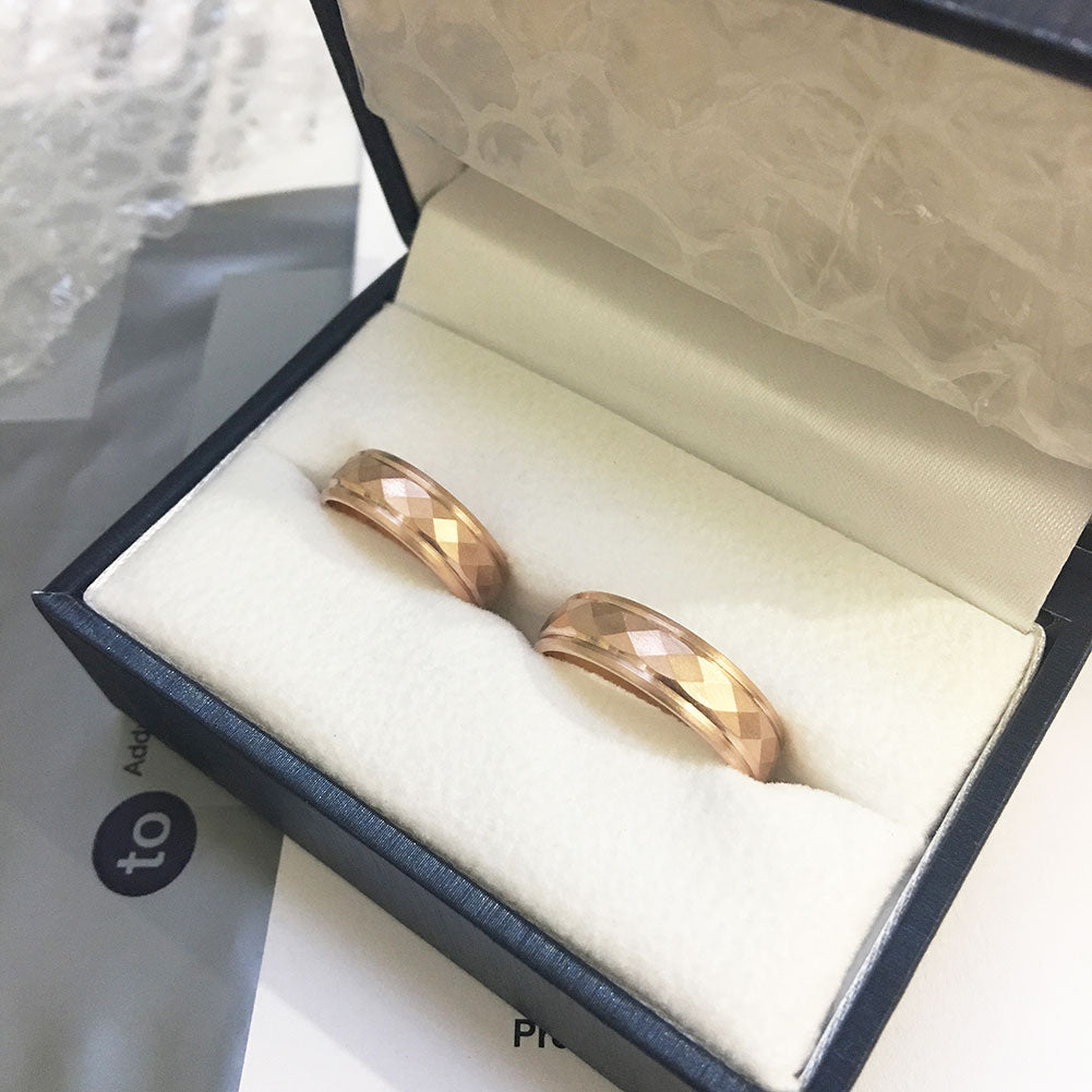 Facet And Line Pattern 9ct Rose Gold 4mm Wedding Ring