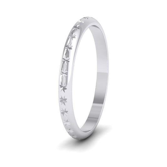 <p>14ct White Gold Centre Star Pattern Wedding Ring.  2mm Wide </p>