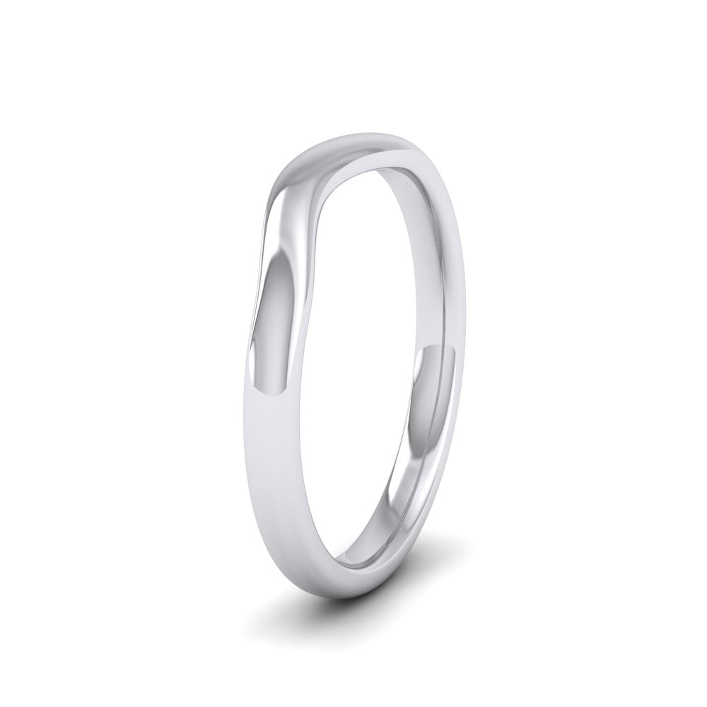 <p>9ct White Gold Curved To Fit Plain Wedding Ring. 225mm Wide And Court Shaped For Comfortable Fitting. Suitable For Fitting Next To Single Stone Rings Where The Stone And Setting Protrude Up To 1.5mm Away From The Edge Of The Ring.</p>