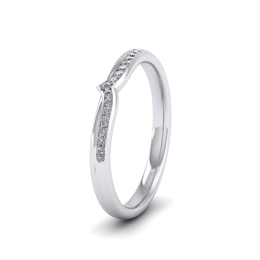 <p>18ct White Gold V Shape Round Diamond Channel Set Wedding Ring.  225mm Wide And Court Shaped For Comfortable Fitting.  Suitable For Fitting Next To Single Stone Rings Where The Stone And Setting Protrude Up To 1.5mm Away From The Edge Of The Ring.</p>