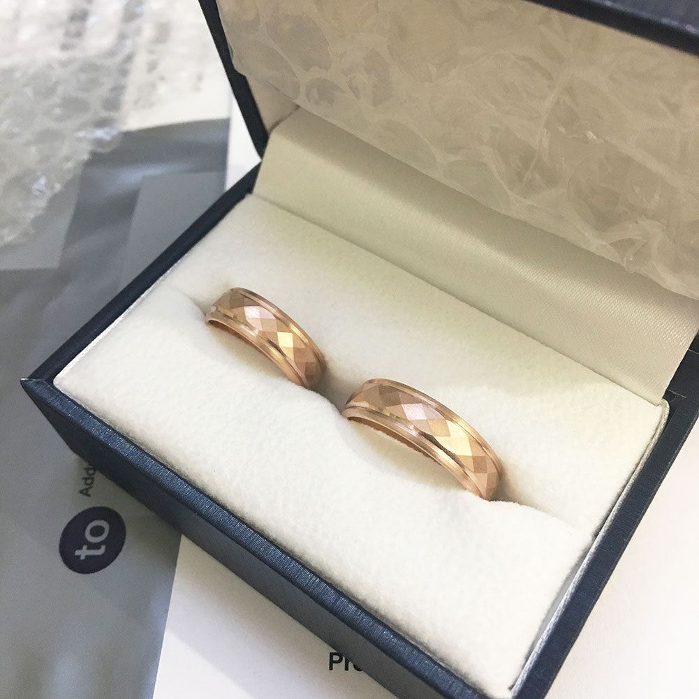 Facet And Line Pattern 9ct Rose Gold 5mm Wedding Ring