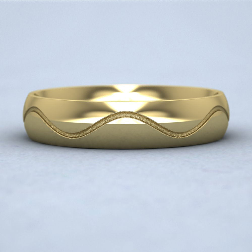 Wave Patterned 9ct Yellow Gold 5mm Wedding Ring