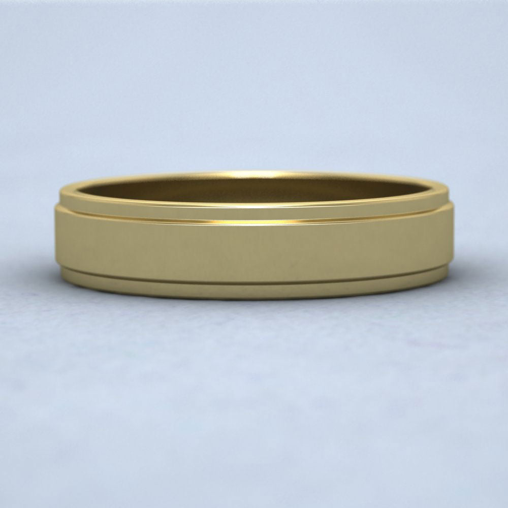 Stepped Edge Pattern Flat 14ct Yellow Gold 5mm Flat Wedding Ring
