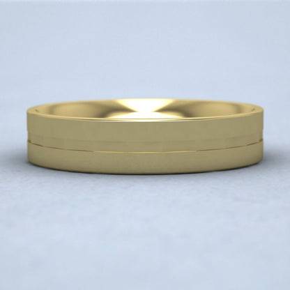 Flat Facetted Groove 9ct Yellow Gold 5mm Wedding Ring