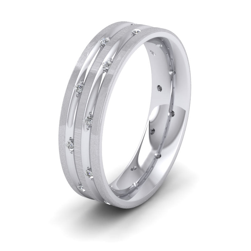 Twenty Diamond Set 18ct White Gold 5mm Wedding Ring With Grooves