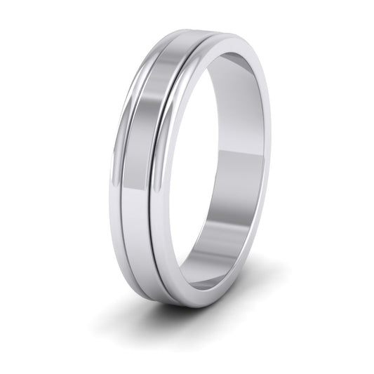 <p>950 Palladium Rounded Edge Grooved Pattern Flat Wedding Ring.  4mm Wide </p>