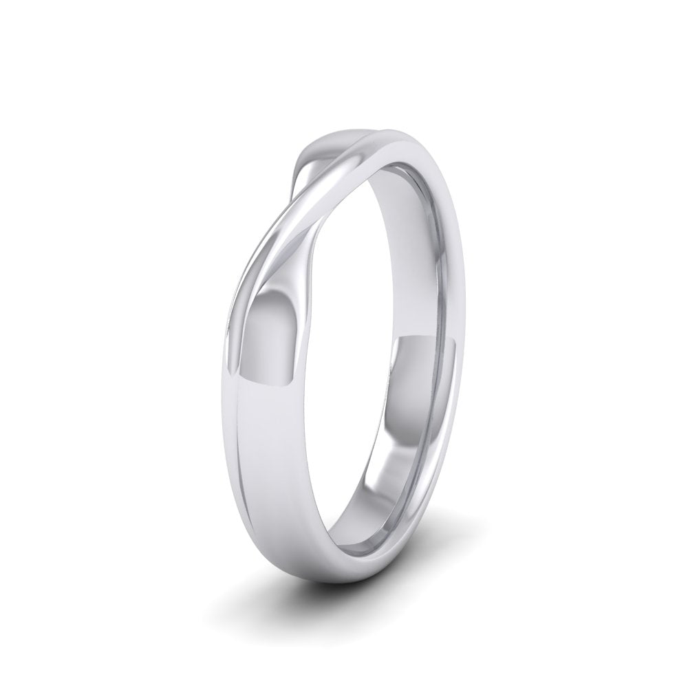 <p>9ct White Gold Ribbon Crossover Wedding Ring With Double D Profile.  35mm Wide And Court Shaped For Comfortable Fitting.  Suitable For Fitting Next To Single Stone Rings Where The Stone And Setting Protrude Up To 1mm Away From The Edge Of The Ring.</p>
