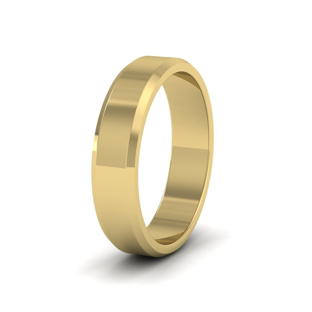 Bevelled Edge 14ct Yellow Gold 5mm Wedding Ring