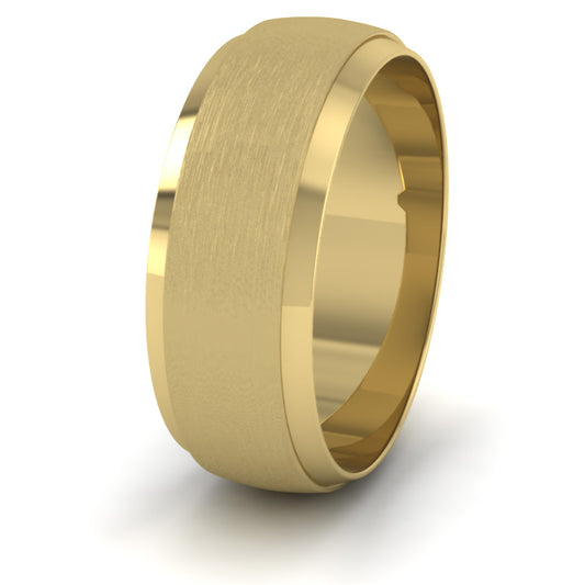 <p>18ct Yellow Gold Flat Edge Patterned And Matt Finish Wedding Ring.  8mm Wide </p>