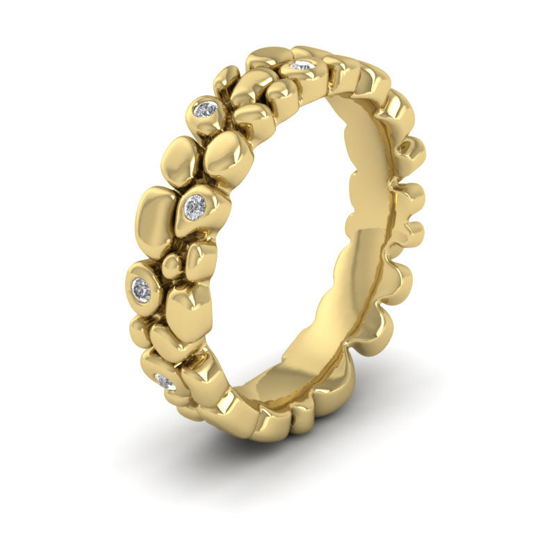<p>Pebbles Wedding Ring In 14ct Yellow Gold With Diamonds.  5mm Wide And Court Shaped For Comfortable Fitting</p>