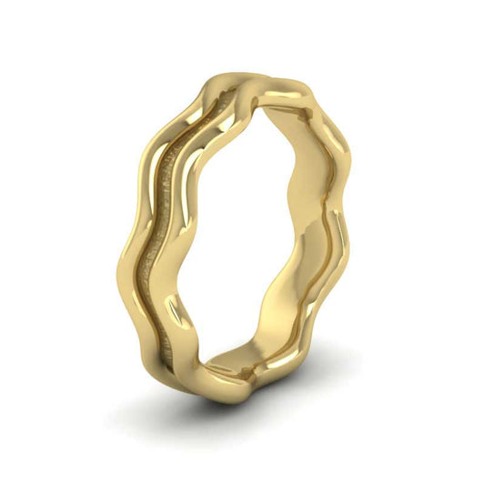 <p>9ct Yellow Gold Double Wave Wedding Ring.  4mm Wide And Court Shaped For Comfortable Fitting (Overall 5mm Wide From Outer Waves)</p>