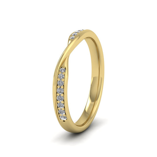 <p>9ct Yellow Gold Crossover Pattern Wedding Ring With Sixteen Set Diamonds.  25mm Wide And Court Shaped For Comfortable Fitting.  Suitable For Fitting Next To Single Stone Rings Where The Stone And Setting Protrude Up To 0.75mm Away From The Edge Of The Ring.</p>