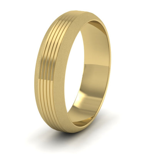 Grooved Pattern 9ct Yellow Gold 6mm Wedding Ring